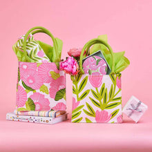 Load image into Gallery viewer, Pink Delight Reusable Itsy Bitsy Gift Bag