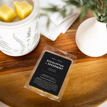 Load image into Gallery viewer, Eucalyptus & Spearmint Beeswax Candle