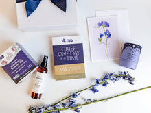 Load image into Gallery viewer, Relaxing Body Mist - 4oz Aromatherapy Spray - Handmade USA