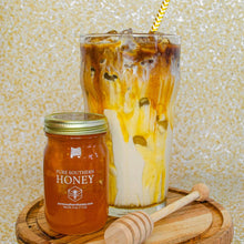 Load image into Gallery viewer, Mini Honey With Comb 4 Oz