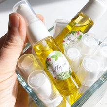Load image into Gallery viewer, Mini Sampler + Travel Size /// Better than Butter Pregnancy Belly Oil - 1/2 oz - Green + Lovely