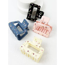 Load image into Gallery viewer, Assorted Floral Pattern Jaw Clips
